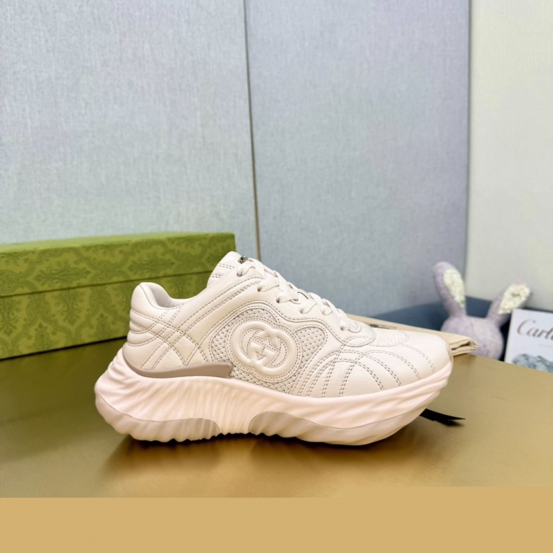 G*u*i casual shoes